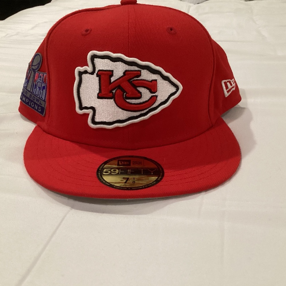 New Era Red Kansas City Chiefs 59FIFTY Cap  SEVEN AND ONE EIGHTH